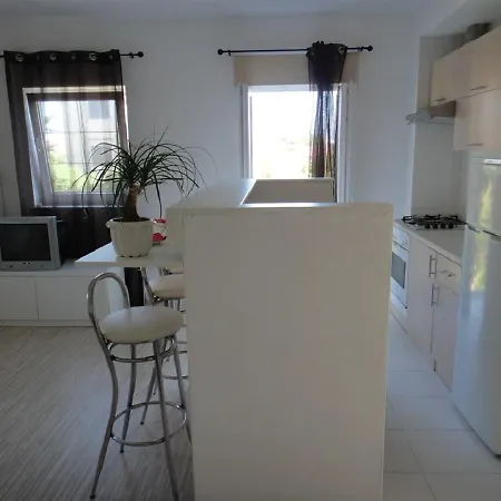 Daisy Apartment *