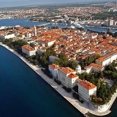 Daisy Apartment Zadar
